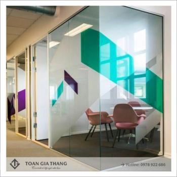 Cửa nhôm kính hoa văn họa tiết Cửa nhôm kính hoa văn họa tiết
