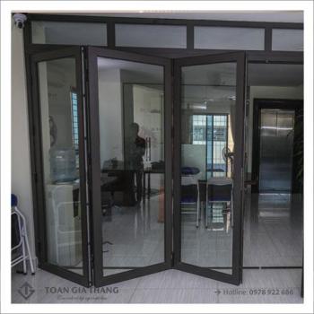 Cửa nhôm xingfa 6 cánh  Cửa nhôm xingfa 6 cánh