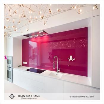 Giải đáp những câu hỏi thường gặp khi ốp kính màu cho bếp Giải đáp những câu hỏi thường gặp khi ốp kính màu cho bếp