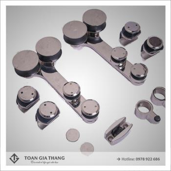 Phụ kiện kính toàn gia thắng Phụ kiện kính toàn gia thắng