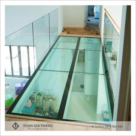 Kính cường lực làm sàn Kính cường lực làm sàn