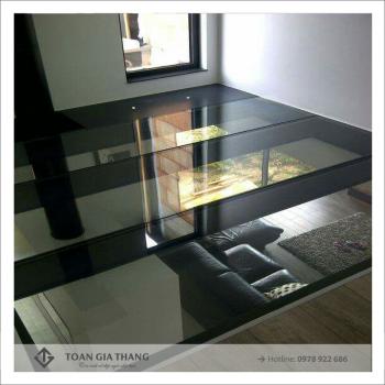 Kính cường lực lót sàn Kính cường lực lót sàn