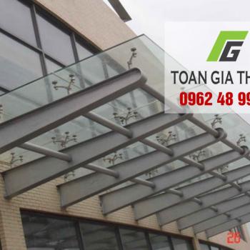 Mái hiên bằng kính cường lực Mái hiên bằng kính cường lực